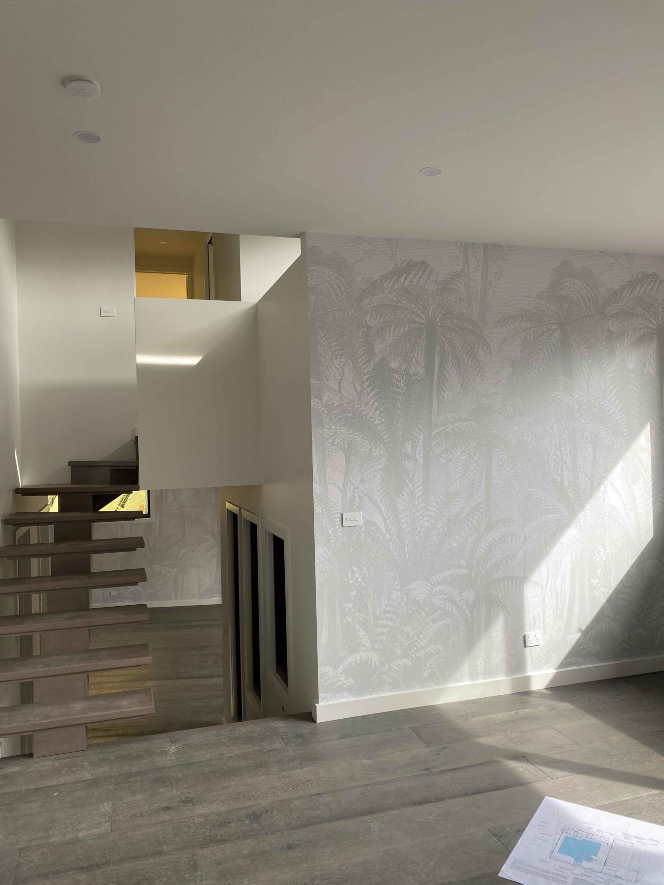 Fern Jungle - Light Sage Green Wallpaper | Grafico Melbourne Fern Jungle - Light Sage Green Wallpaper | Grafico Melbourne